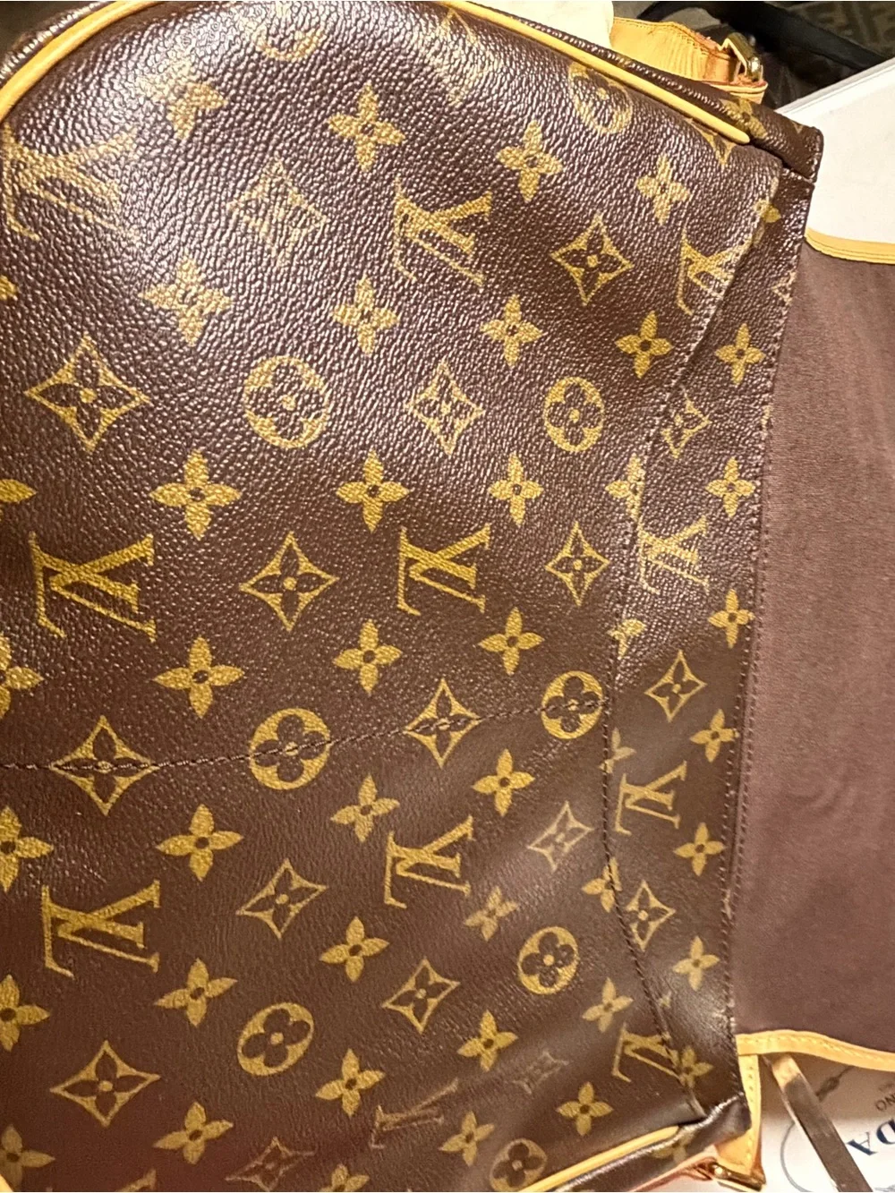 Louis Vuitton Menilmontant MM Monogram Canvas Crossbody Bag |
